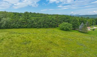 34 Cricket Ln, Sebago, ME 04029