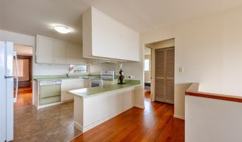 98-1383 Akaaka St, Aiea, HI 96701