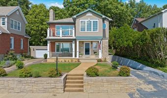 711 Riverview Dr, Alton, IL 62002