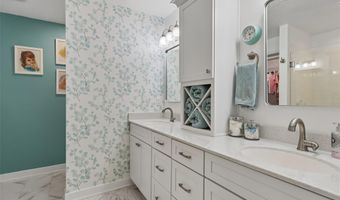 405 Plumwood Ct SW, Altoona, IA 50009