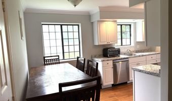 10 Tara Dr 10, Brookfield, CT 06804