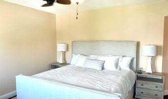 1451 GULF Blvd 204, Clearwater, FL 33767