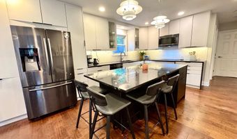124 SHORE Rd, Arnold, MD 21012