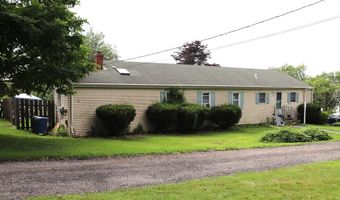 19 Vincent St, Middletown, RI 02842