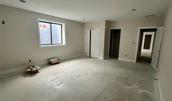 609 Pelican Dr, Polk City, IA 50226