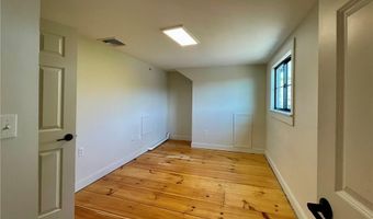 5 John St 2, Bristol, RI 02809