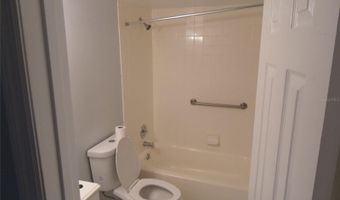 914 LAKE DESTINY Rd A, Altamonte Springs, FL 32714