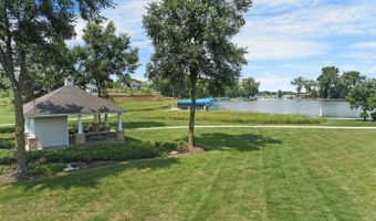 40590 N North Newport Dr, Antioch, IL 60002