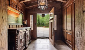 1025 N Starwood Rd, Aspen, CO 81611