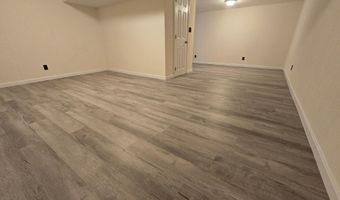 11 GLENWOOD Dr, Dover, DE 19904