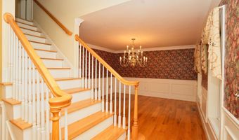 106 Jenkins Rd, Bedford, NH 03110