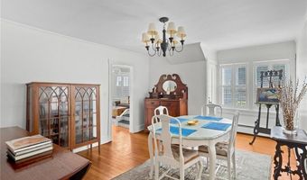 8 Sanford St, Newport, RI 02840