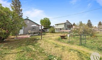 135 S Montana Ave, Absarokee, MT 59001
