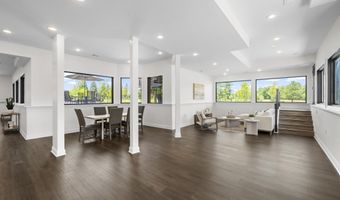 5636 Meadow Ln, Ann Arbor, MI 48105