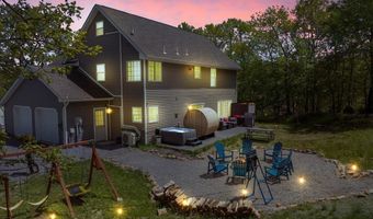 3305 Mountain Terrace Dr, Blakeslee, PA 18610