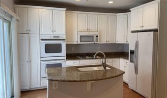 2855 11TH St N, Arlington, VA 22201