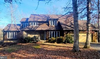 16 OAK Cir, Basye, VA 22810