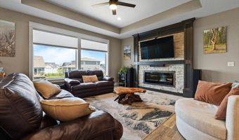 3408 NW Reinhart Dr, Ankeny, IA 50023