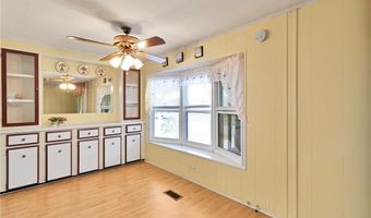 1006 Robin Dr, Barefoot Bay, FL 32976