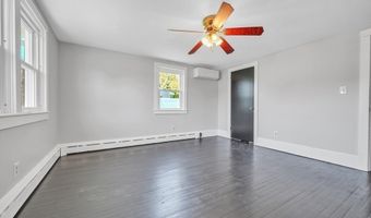 31 Darling St, Acushnet, MA 02743