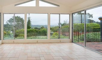 557 Canyon Dr, Solana Beach, CA 92075