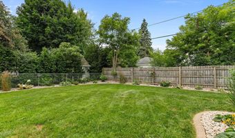 1521 S MEMORIAL Dr, Appleton, WI 54915