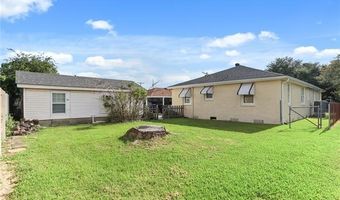 904 LEBEAU St, Arabi, LA 70032