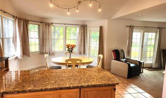 56 Wanda St, Narragansett, RI 02882