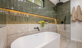 3641 Kumuone St, Honolulu, HI 96822