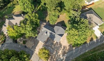 15 Dunbarton Cir, Bella Vista, AR 72715