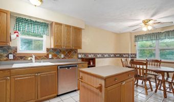 21445 Lawrence 2074, Ash Grove, MO 65604