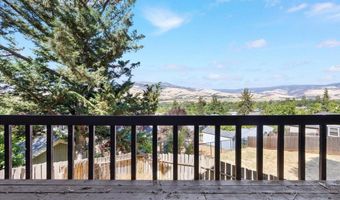 349 Ravenwood Pl, Ashland, OR 97520