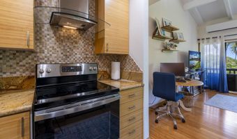 2050 KANOE St 208, Kihei, HI 96753