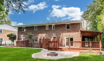 2403 SHERWOOD HALL Ln, Alexandria, VA 22306