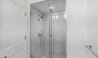 1 Dalton St 2412, Boston, MA 02115