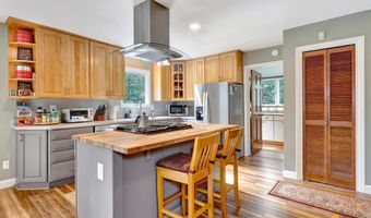 12945 Elmore Rd, Anchorage, AK 99516