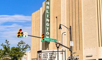 1016 S WAYNE St 302, Arlington, VA 22204