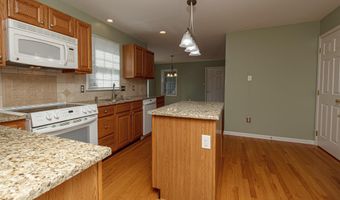 9 BILTMORE Ct, Bear, DE 19701
