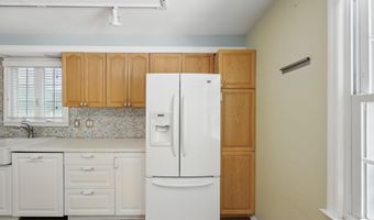 134 D Crestview Ave, Absecon, NJ 08201