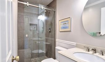 5185 Main St, Bay City, OR 97107