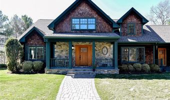 165 Lenihan Ln, East Greenwich, RI 02818