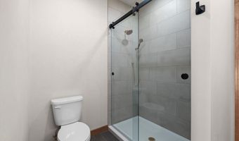 5728 W SPENCER St, Appleton, WI 54914