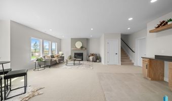 1517 W Autumn Cir, Brandon, SD 57005