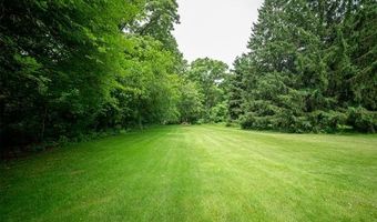 9404 River Rd, Algonac, MI 48001