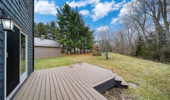 1544 Brookfield Ct, Adrian, MI 49221
