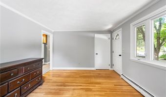 47 Shady Lea Rd, North Kingstown, RI 02852