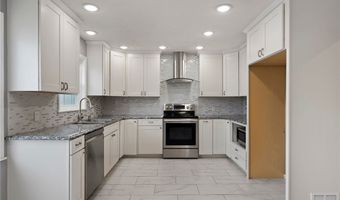 624 Locke St, Alma, AR 72921