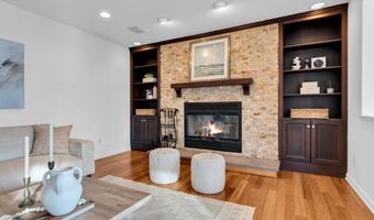 113 Arneytown Hornerstown Rd, Allentown, NJ 08501