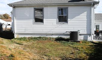 9510 Lydell Dr, Affton, MO 63123