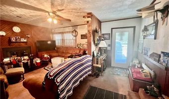 301 S High School Ave, Altamont, KS 67330